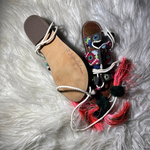 Sam Edelman Gretchen Embroidered Flat Sandal Light
Brown Multi size 6.5 - Picture 3 of 4